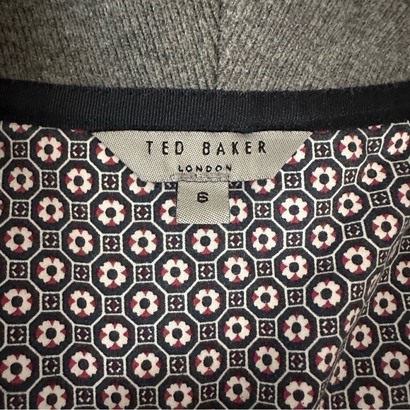 EUC Men’s Ted Baker Grey Shawl Collar Cardigan! - Picture 2 of 8